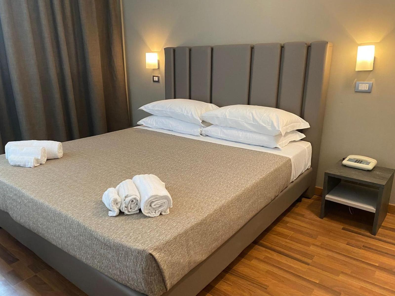 Hotel Golden Rimini Bagian luar foto